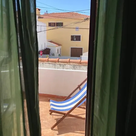 Family House Adraga Tatil Evi