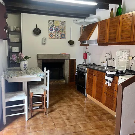 Family House Adraga 辛特拉