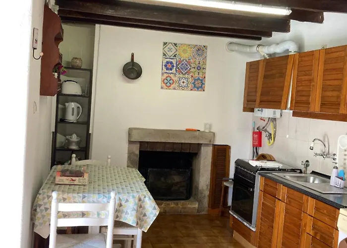 Family House Adraga בית נופש סינטרה