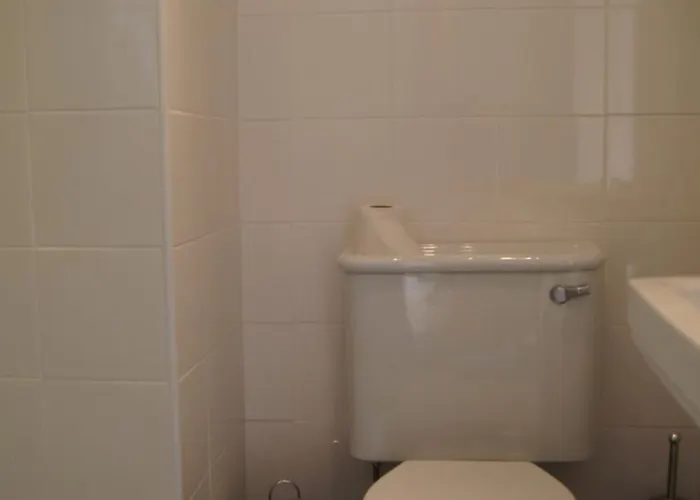 Family House Adraga בית נופש סינטרה